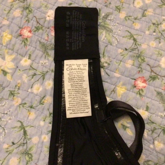 Calvin Klein bra - Picture 4 of 9